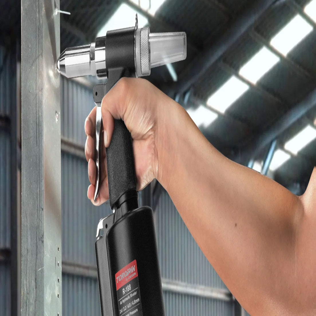 TORQWIN air powered rivet gun