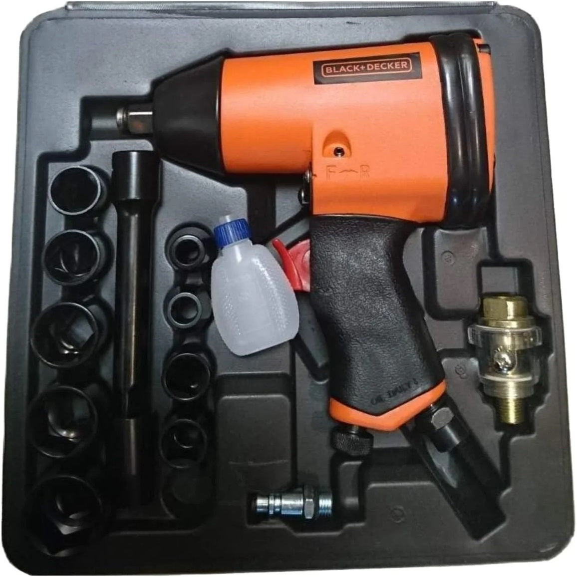 BLACK+DECKER NUA-160158XBND Impact Wrench Kit 1/2″