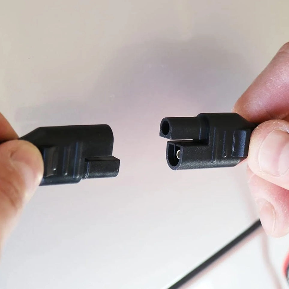 STANLEY SXAE00025GB Smart Battery Charger 6-12V, 4 Amp