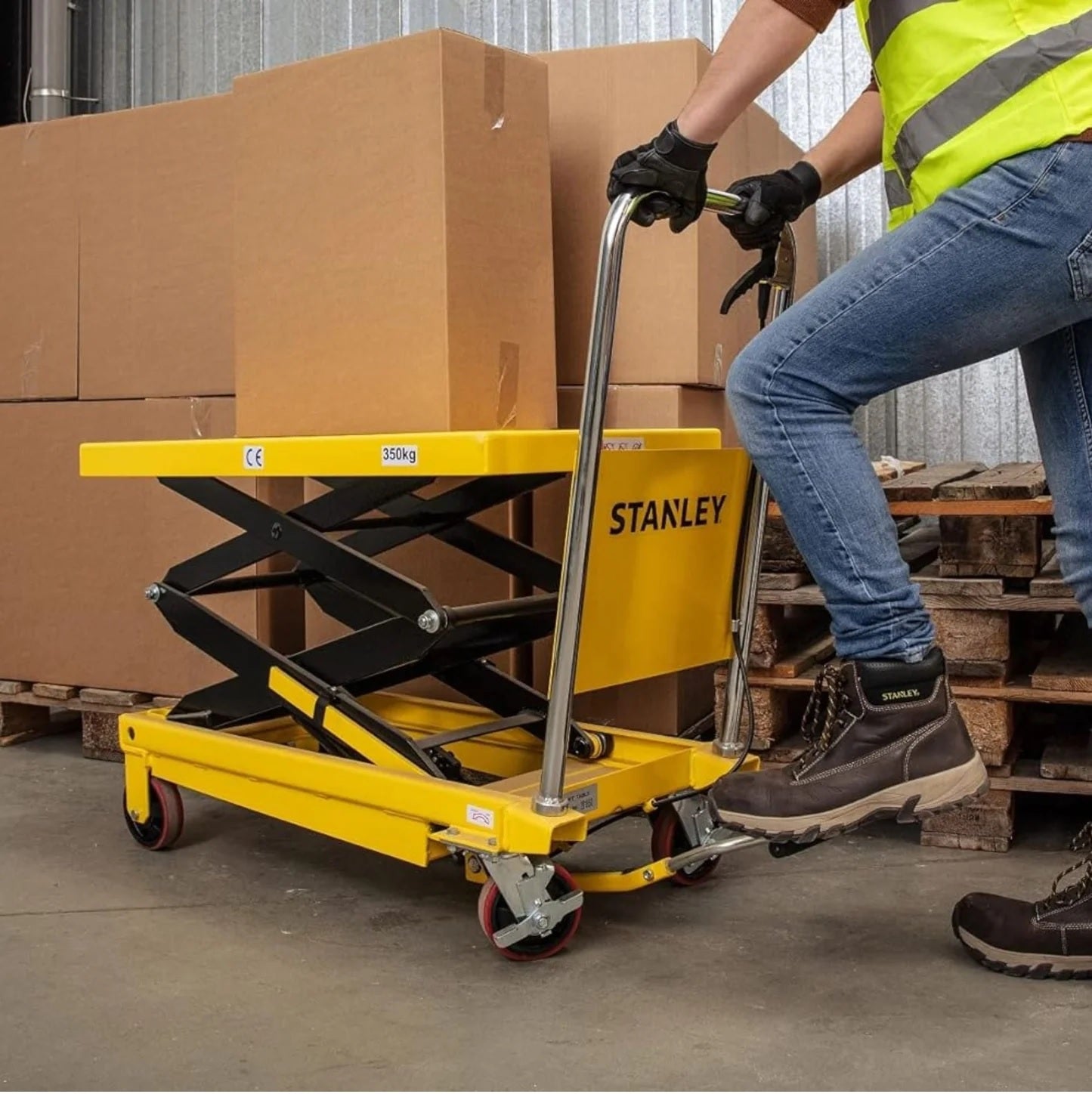 STANLEY SXWTI-CTABL-XX350 Table Lifter Trolley 350 Kg