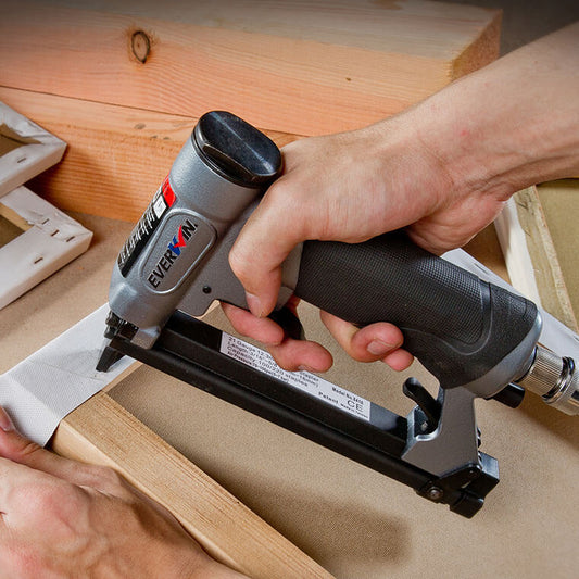 Everwin Pneumatic Upholstery Stapler – 16mm (5/8"), 22GA-US7116